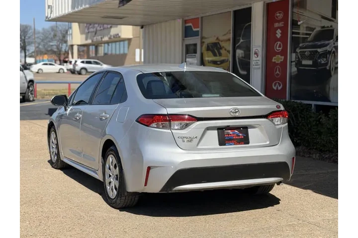 $19999 : 2020 Corolla LE image 7