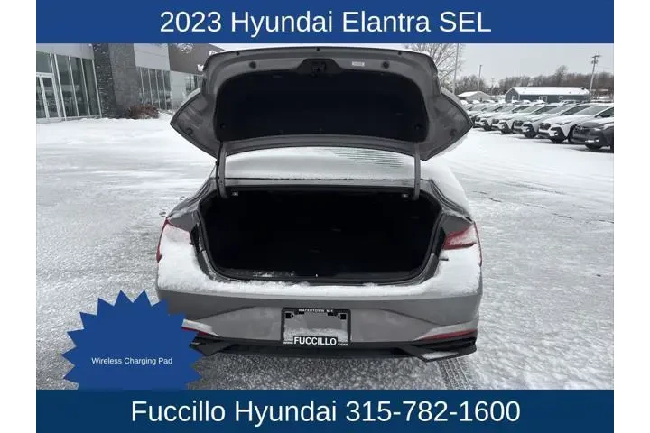 $20000 : Hyundai ELANTRA 2023 SEL 4dr image 9