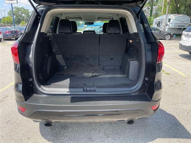 $12995 : 2019 Escape SE 4WD image 10