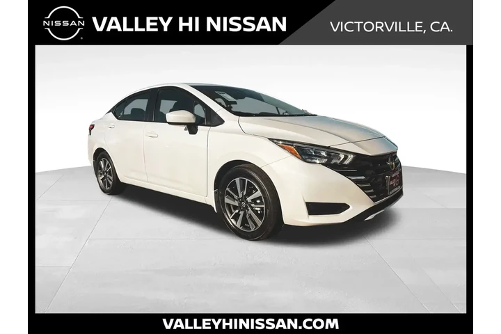 $18997 : Nissan Versa 2025 SV 4dr Sed image 1