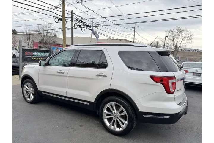 $9799 : 2018 Explorer Limited image 8