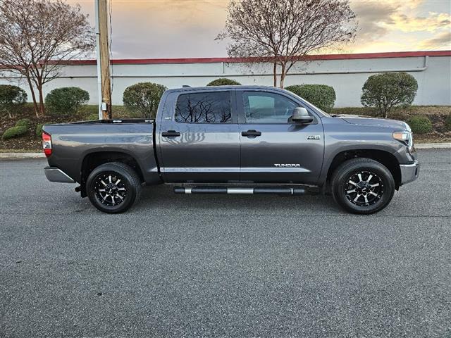 $45000 : PRE-OWNED  TOYOTA TUNDRA 4WD S image 2