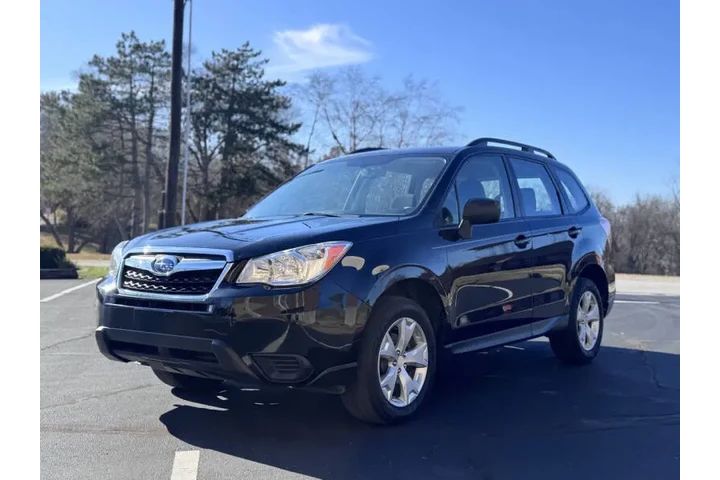 $8999 : 2016 Forester 2.5i image 2