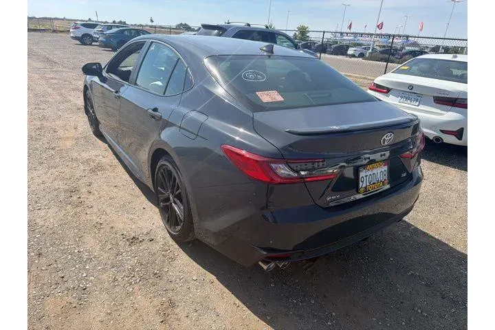 $33500 : Toyota Camry 2025 SE 4dr Sed image 3