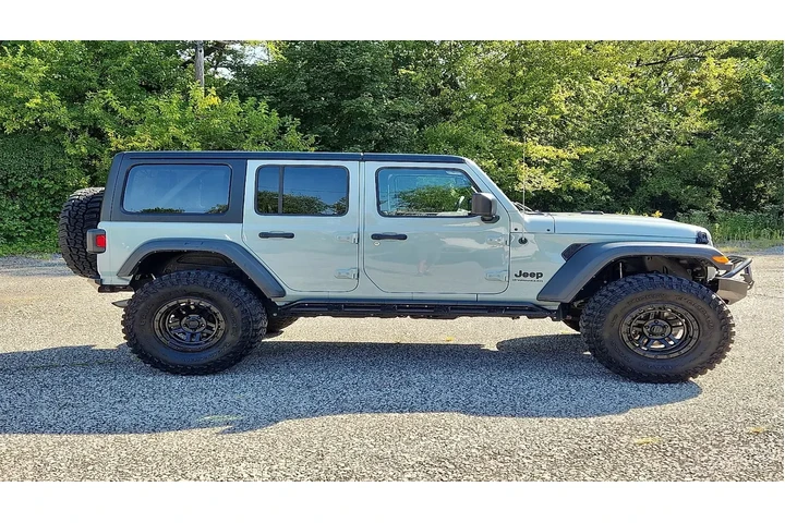 $33980 : Jeep Wrangler 2023 4x4 Sport image 6