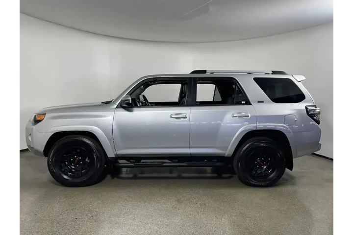 $38998 : Toyota 4Runner 2023 4x2 SR5 image 7