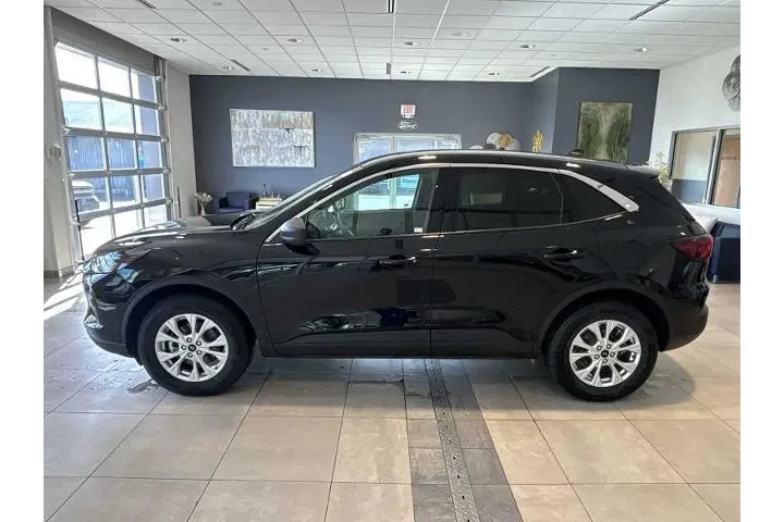 $24962 : Ford Escape 2024 AWD Active image 6