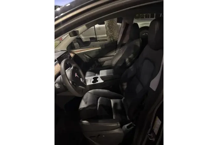 $29500 : Tesla Model Y 2023 AWD 4dr C image 9