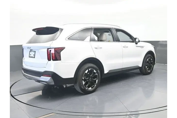 $31000 : Kia Sorento 2024 S 4dr SUV image 6