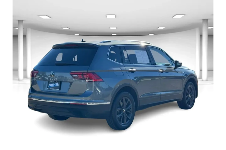 $19990 : Volkswagen Tiguan 2024 Wolfs image 4