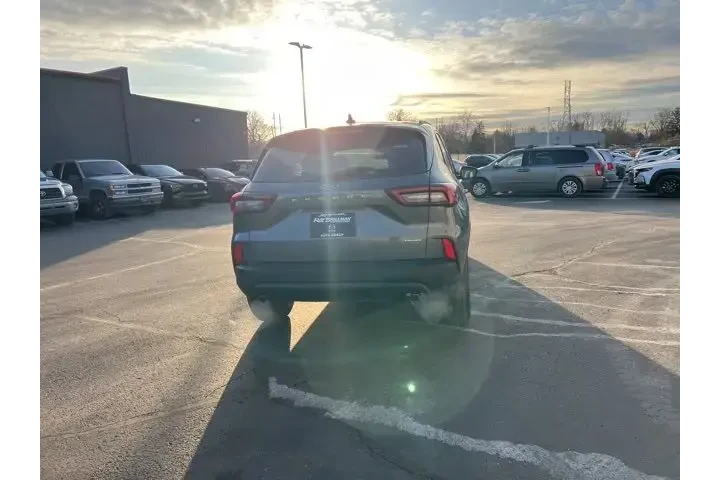 $29980 : Ford Escape 2025 AWD ST-Line image 10