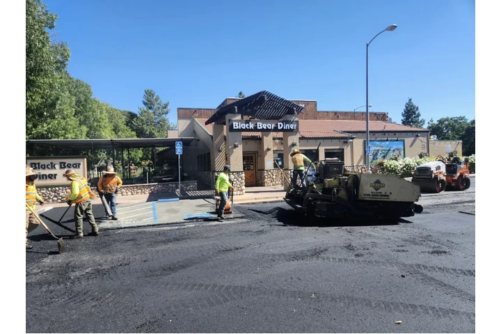Rnr Paving image 2