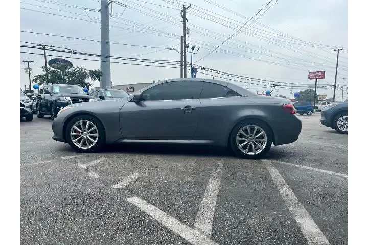 $12773 : INFINITI G37 Convertible 201 image 3