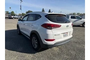 $12500 : Hyundai TUCSON 2018 SE 4dr S thumbnail