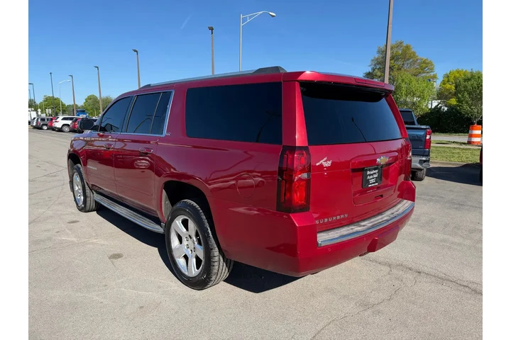 2015 Suburban LTZ image 4
