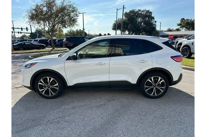 $19825 : Ford Escape 2022 SE 4dr SUV image 6