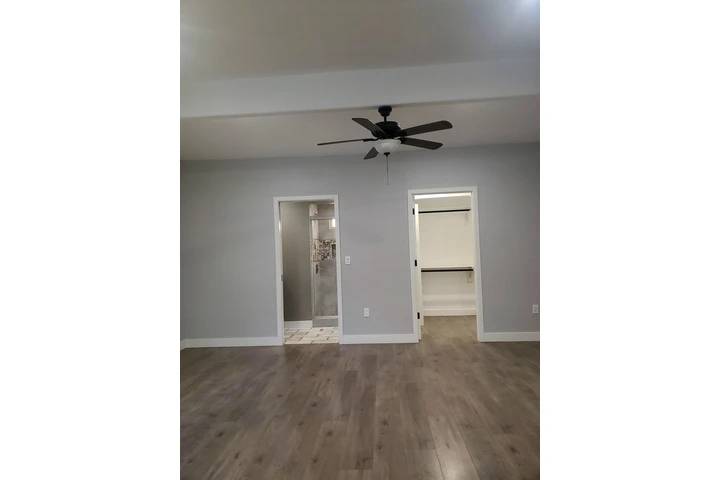 $1950 : Estudios de renta image 2