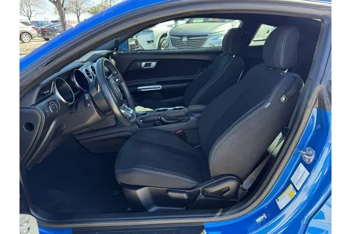 $25687 : Ford Mustang 2021 EcoBoost P image 8