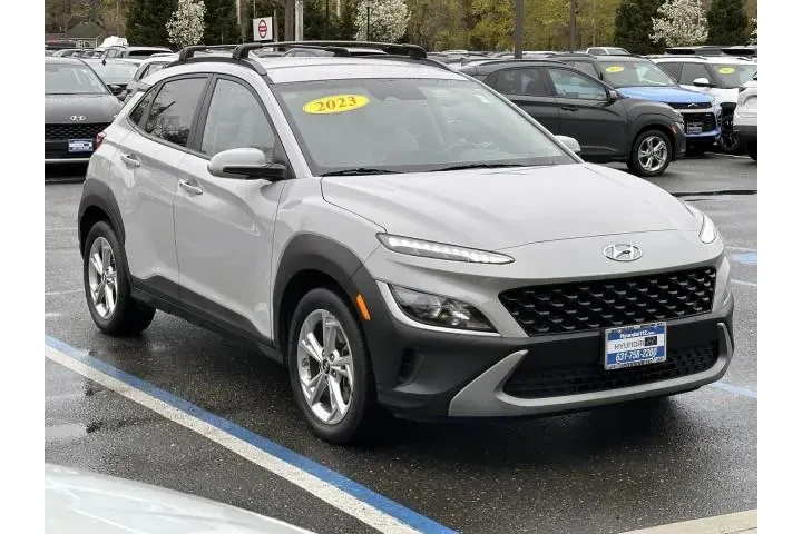 $18888 : Hyundai KONA 2023 AWD SEL 4d image 5