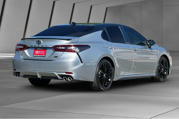 $37500 : Toyota Camry 2024 XSE V6 4dr image 4