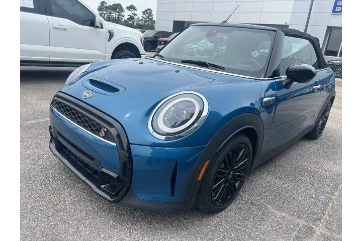 $28881 : MINI Convertible 2023 Cooper image 6