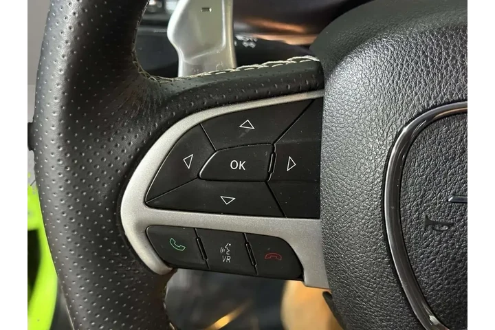 $33987 : Dodge Challenger 2015 SRT 39 image 10