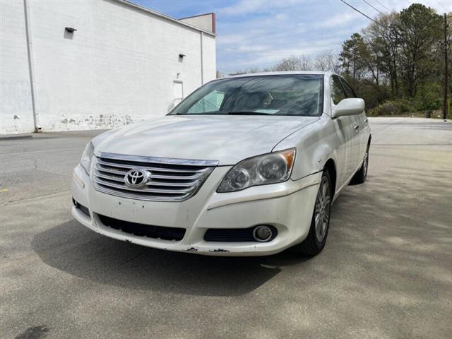 $13000 : 2008 Avalon XL image 1