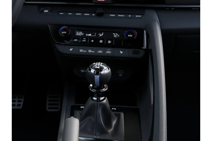 $31999 : Hyundai ELANTRA N 2025 4dr S image 10