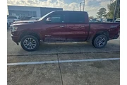 $31200 : Ram 1500 2022 4x4 Laramie 4d thumbnail