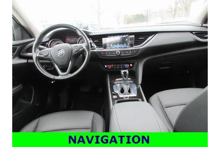 $17900 : Buick Regal Sportback 2018 E image 4