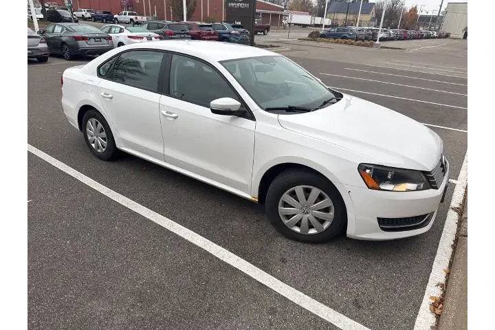 $6911 : Volkswagen Passat 2013 Wolfs image 5