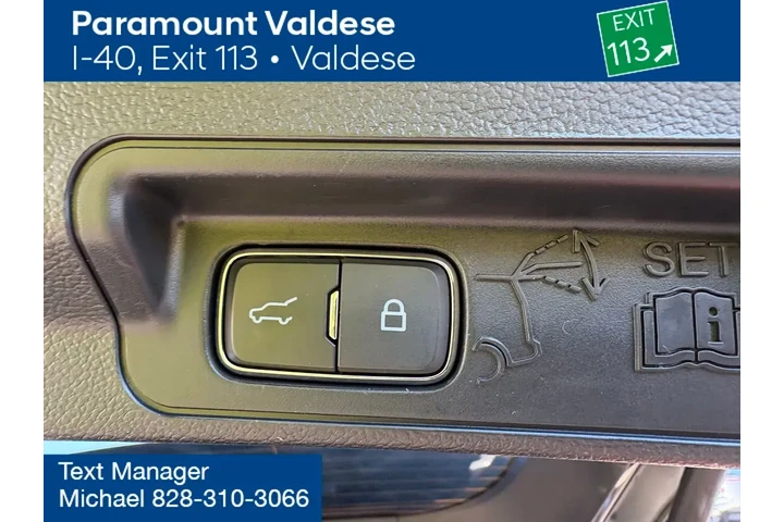 $27900 : Ford Explorer 2023 AWD XLT 4 image 5