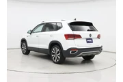 $21998 : Volkswagen Taos 2024 SE 4dr thumbnail