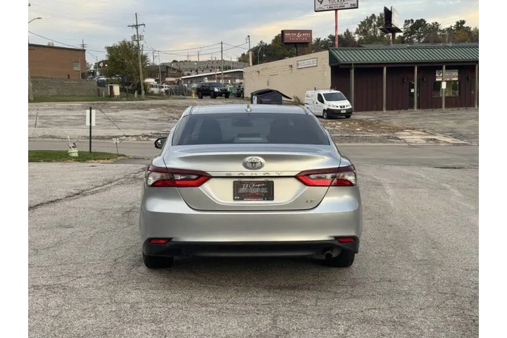 $15450 : 2021 Camry LE image 7