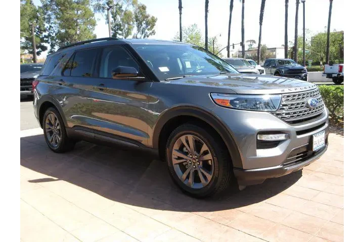 $27889 : Ford Explorer 2023 XLT 4dr S image 6