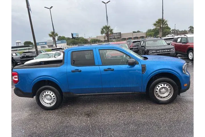 $29596 : Ford Maverick 2025 AWD XL 4d image 2