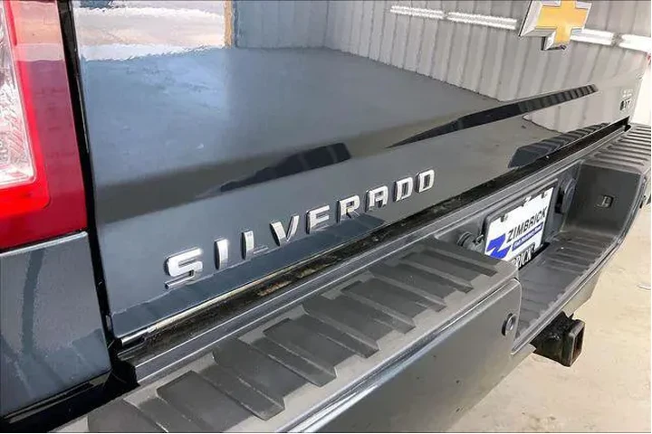 $23990 : Chevrolet Silverado 1500 201 image 9