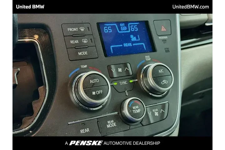 $9495 : Toyota Sienna 2015 XLE 7-Pas image 9