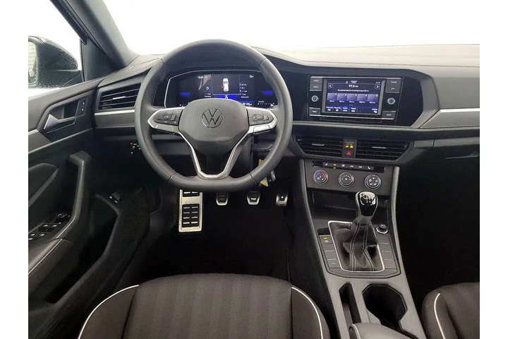 $21998 : Volkswagen Jetta 2024 Sport image 10