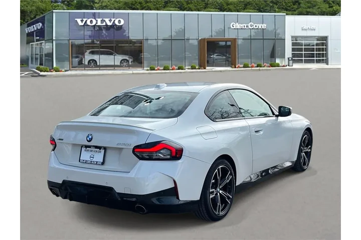 $32650 : BMW 2 Series 2023 AWD 230i x image 5