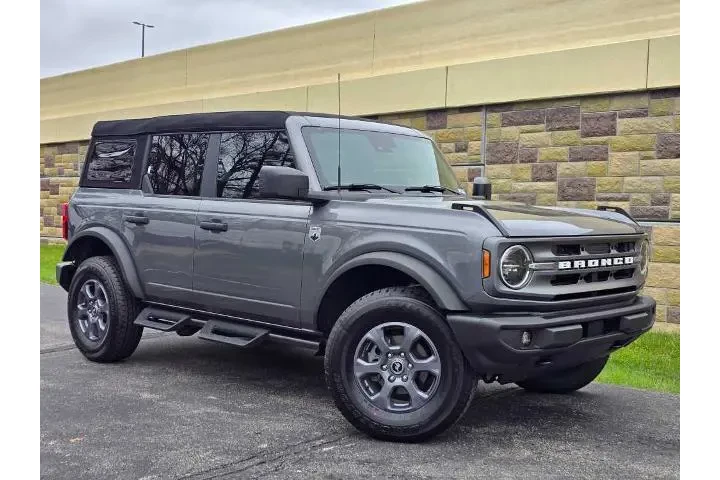 $36411 : Ford Bronco 2023 4x4 Base 4d image 3