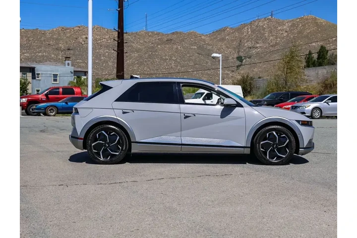 $29851 : Hyundai IONIQ 5 2024 Limited image 3
