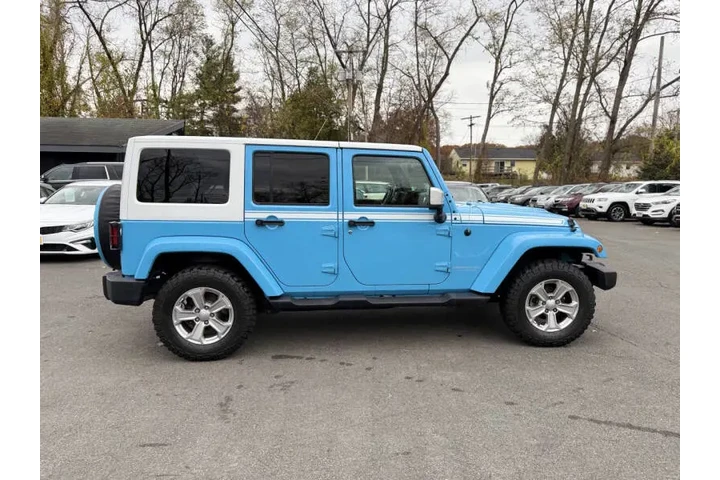 $21995 : 2017 Wrangler Unlimited Chief image 10
