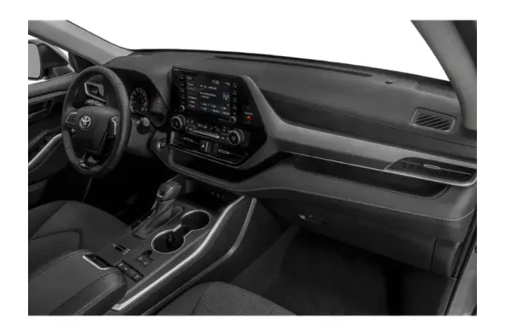 $30993 : Toyota Highlander 2022 LE 4d image 8