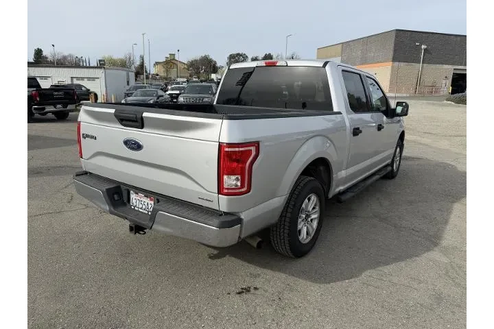 $19000 : Ford F-150 2015 4x2 XLT 4dr image 5