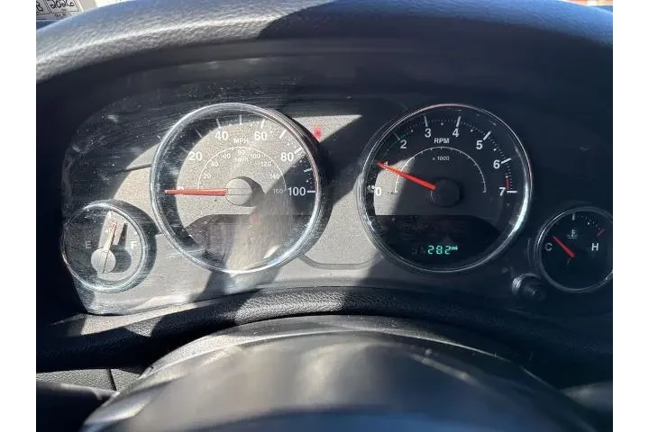 $15985 : Jeep Wrangler 2015 4x4 Sport image 10