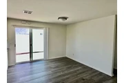 $2000 : Casa totalmente remodelada thumbnail