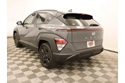 $25730 : Hyundai KONA 2026 SEL Sport thumbnail