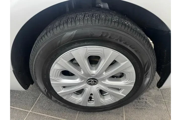 $23992 : Toyota Prius 2022 Limited 4d image 6