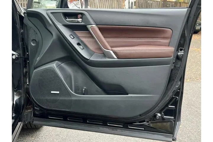 $16991 : Subaru Forester 2017 AWD 2.5 image 7